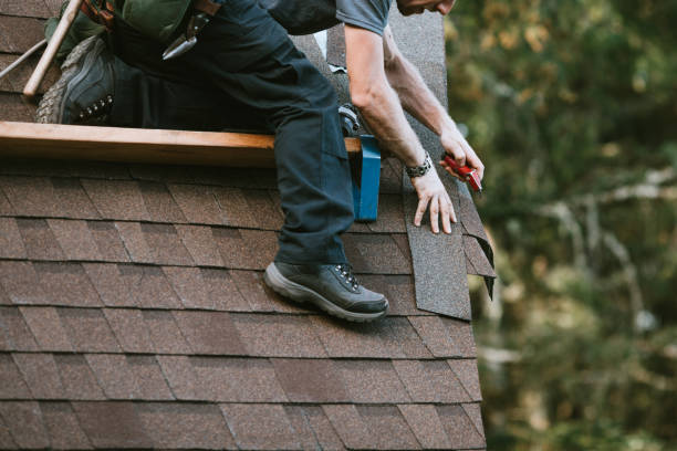 Best Emergency Roof Repair  in Lake Mills, WI
